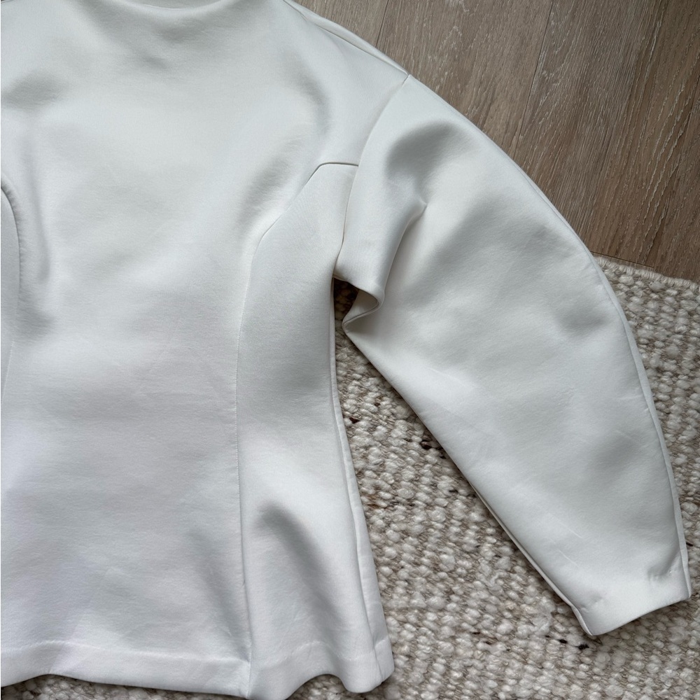 Maeve | Balloon sleeve top - Picture 3 of 5